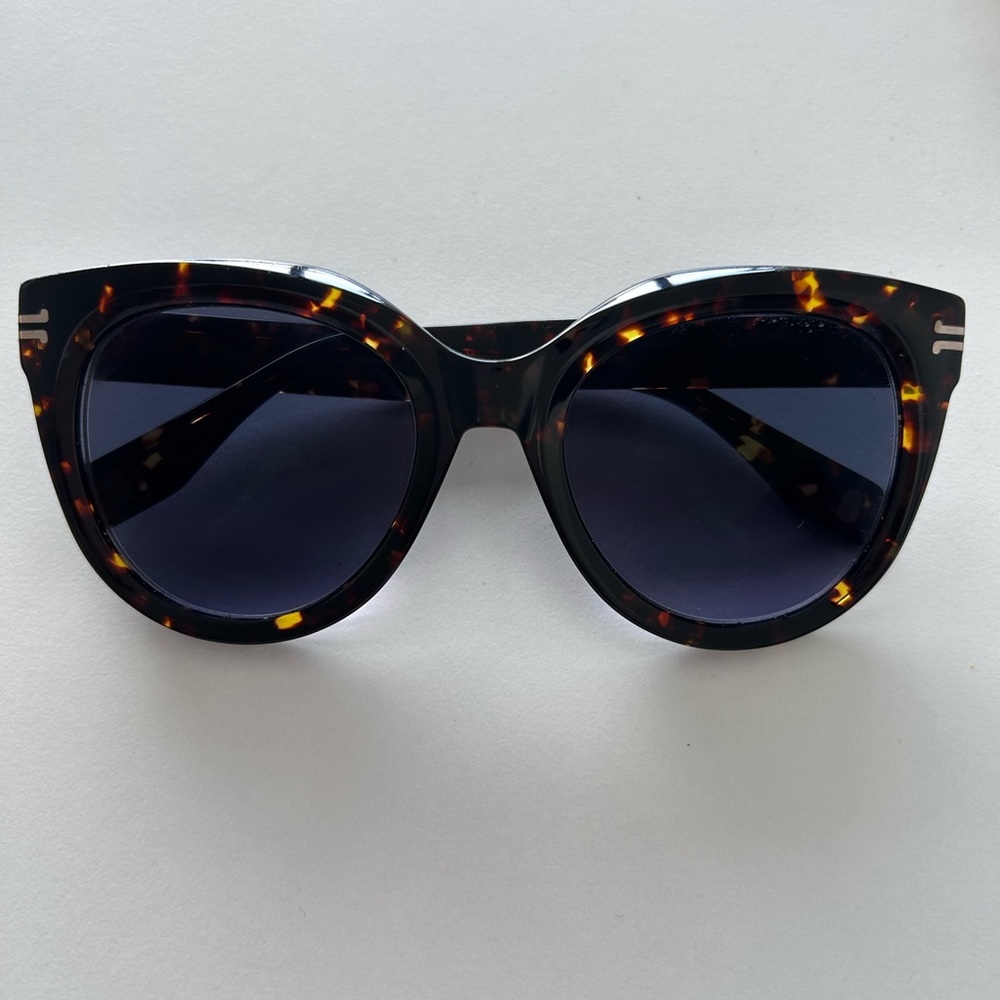 Marc Jacobs GB 53 women sunglasses blue gradient cat eye- Almost new